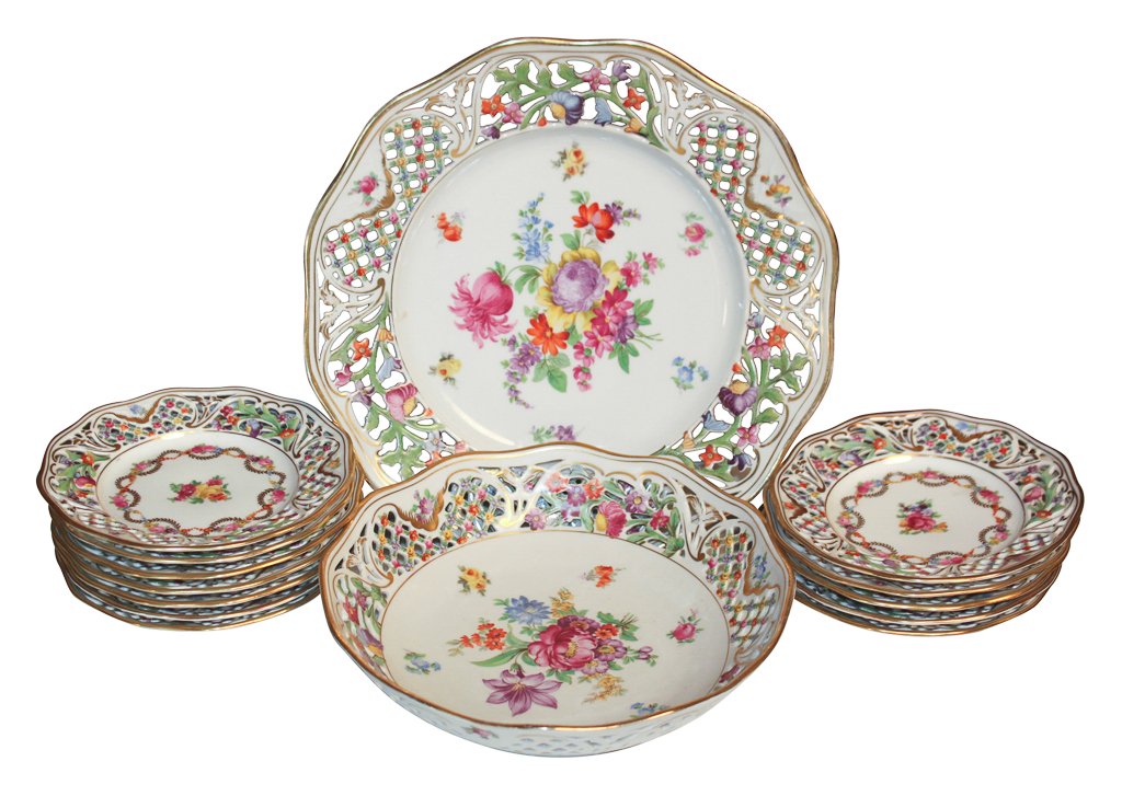 Set Of Schumann Bavaria Reticulated China (1 of 7)