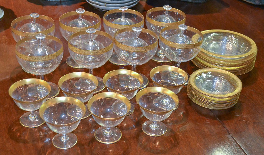 Large Set Of Gold Overlay Glassware, Including (1 of 9)