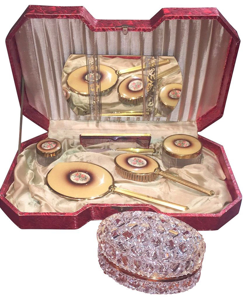 Vintage Encased Dresser Set  And Powder Box (1 of 3)