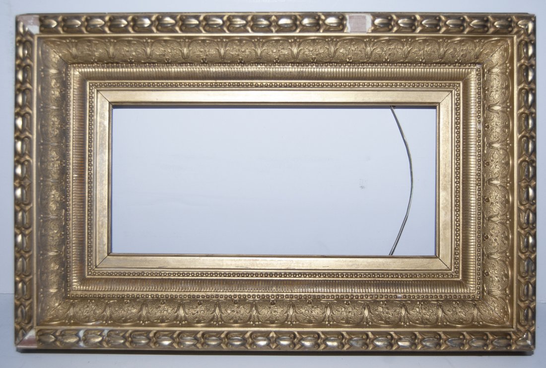American 19th C. gilded Hudson River School cove frame: American 19th C. applied ornament and gilded Hudson River school ogee cove frame Canvas size frame can accommodate: 5 1/2 x 11 Frame width: 3