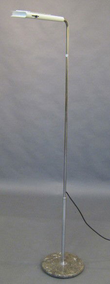 MEZZALUNA FLOOR LAMP: A vintage 20th C. Italian modern design standing lamp by Bruno Gecchelin (born 1939, Italian). Manufactured by skipper, Milano. The white powder coated adjustable sheet steel lamp raised on a chrome p