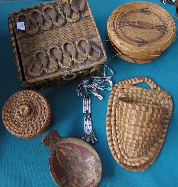 GROUP NATIVE AMERICAN CRAFTS: Including three baskets, a painted terracotta bird form bowl (L. 6.25"), and a beaded neck piece. Vintage and and antique. One basket unraveling.