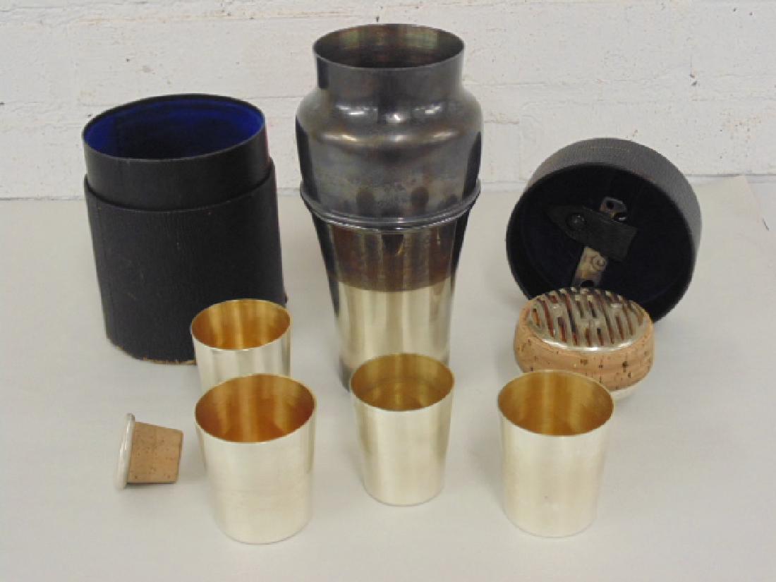 Traveling cocktail shaker set, Meriden Co (1 of 8)