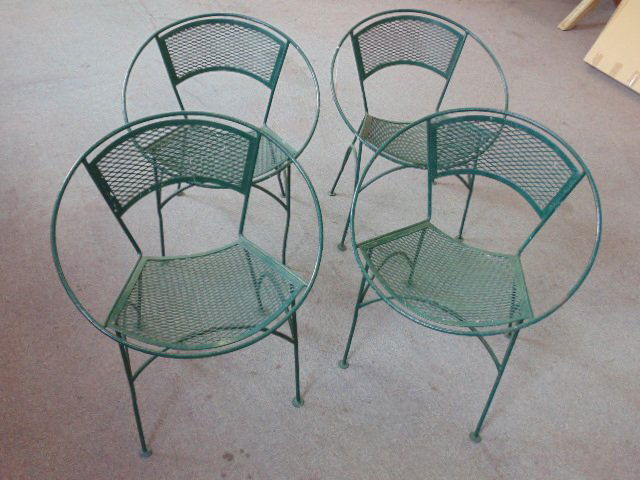 Set 4 "Radar" chairs by John Salterini: Set 4 "Radar" chairs by John Salterini, painted green (repainted), structurally in good condition.