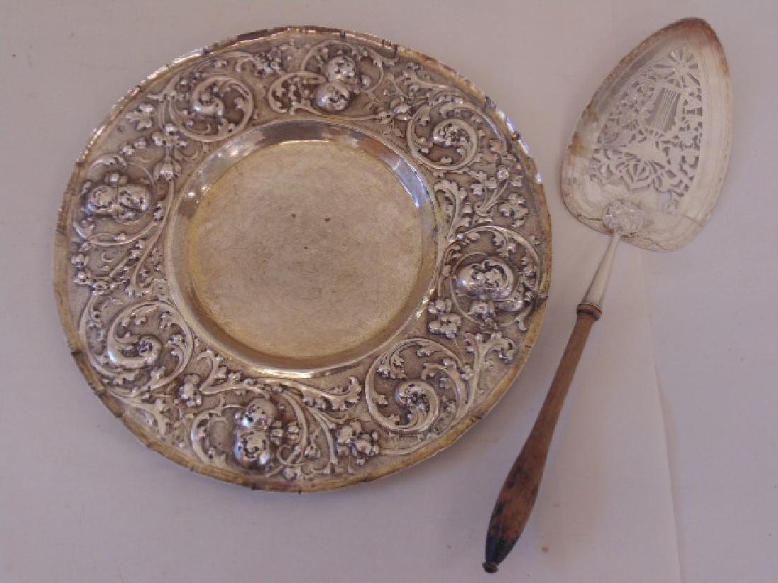 Early silver plate & serving piece, decorated, plate (1 of 7)