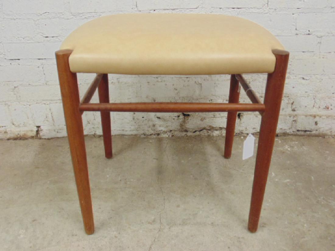 Borge Mogensen stool for soborg, leather top, teak legs (1 of 4)