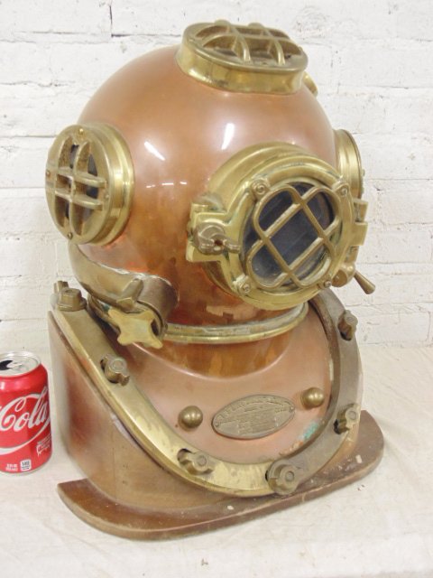 US Navy copper & brass diving helmet, (1 of 5)