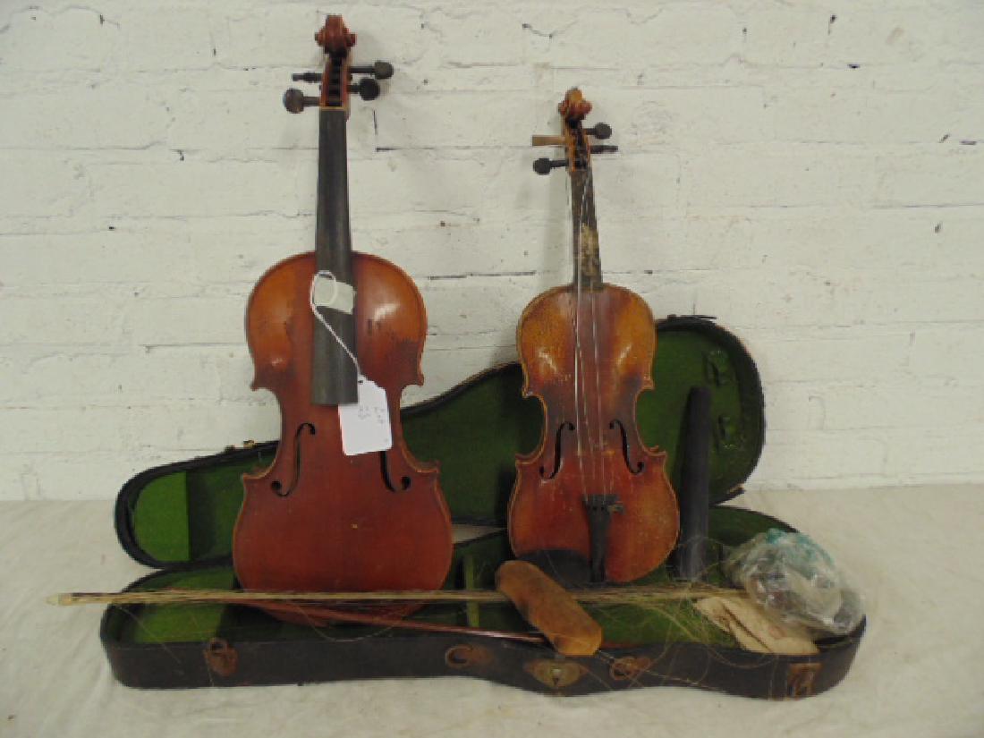 2 old violins, Antonius Stradiuarius & Heinrich (1 of 5)
