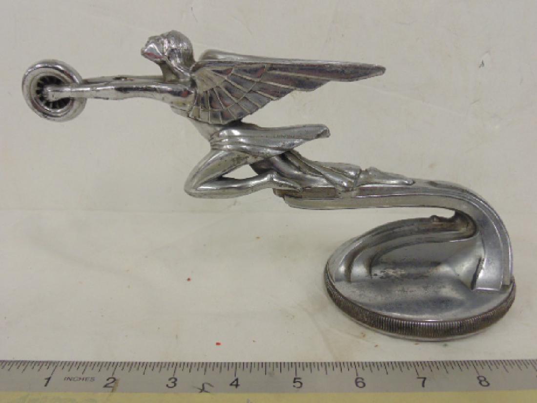 1931 Packard Deluxe Eight Roadster Hood Ornament (1 of 6)