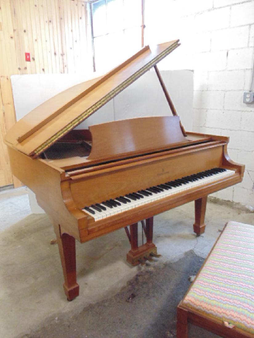 Steinway and Sons grand piano, model "M" (1 of 10)