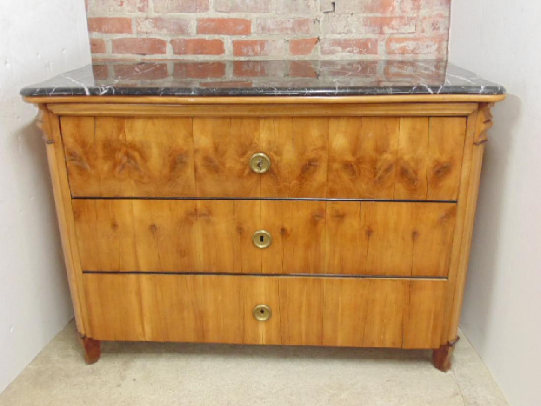 Biedemeier 3 drawer chest, veneer drawers (1 of 6)