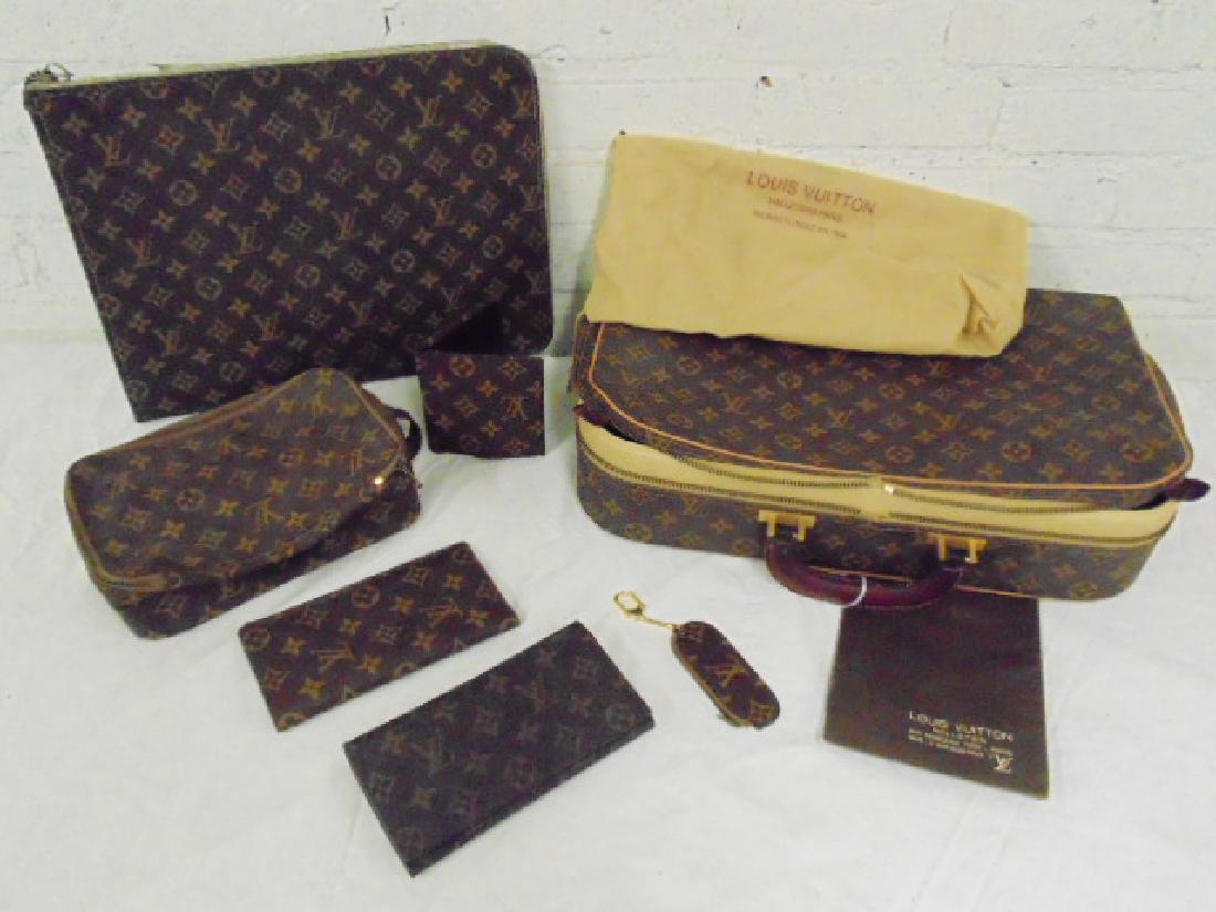 Vintage Louis Vuitton pieces, suitcase, folder etc. (1 of 7)