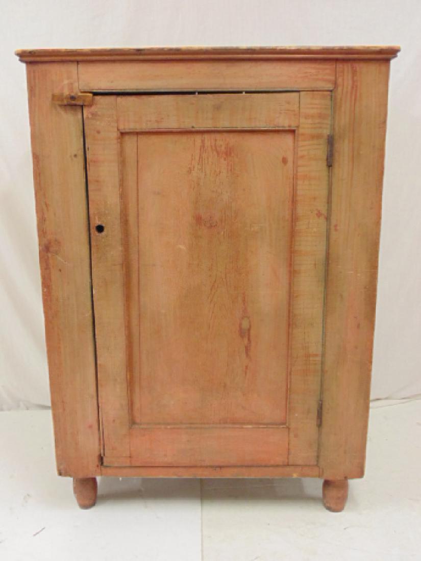 Early pine single door cupboard, Cudner-Hyatt House (1 of 7)