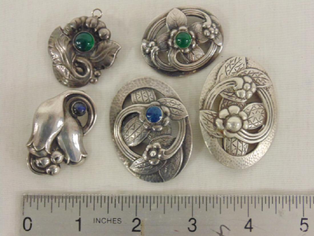 5 silver pins, incl. George Jensen, Danish deco, art: 5 silver pins, incl. George Jensen, Danish deco, art Nouveau design, 4 pins have decorative stones, various makes