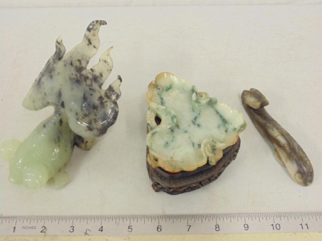 Jade lot, carved jade fish, jade dish & jade hook, fish (1 of 10)