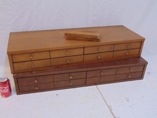 2 Paul McCobb drawer shelves, 2 small hanging cabinet: 2 Paul McCobb drawer shelves, 2 small hanging cabinet shelves, Planner group, Winchendon Furniture Company, each with 4 drawers, comes with 2 wood brackets, slightly different finish, need cleaning, e