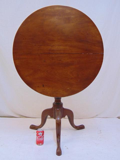 Period Chippendale tilt top table, circa 1800, round: Period Chippendale tilt top table, circa 1800, round top, tripod base, top diameter is 30", height is 27"