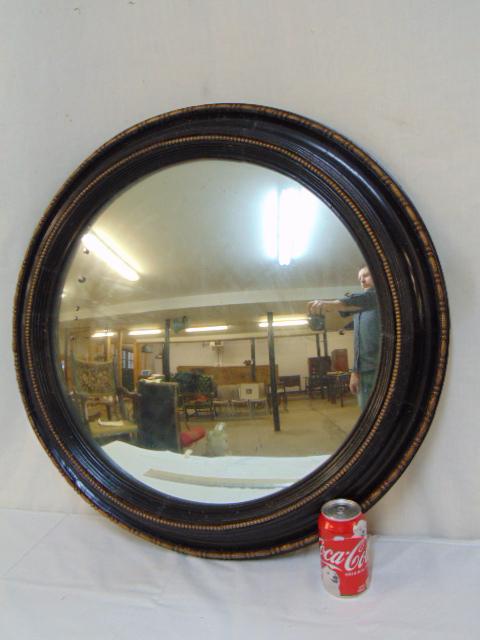 Round Federal convex mirror in ebonized frame, antique: Round Federal convex mirror in ebonized frame, antique convex mirror with black round frame with gilt highlights, mirror is 20.5" in diameter (glass), total diameter is 27.5"