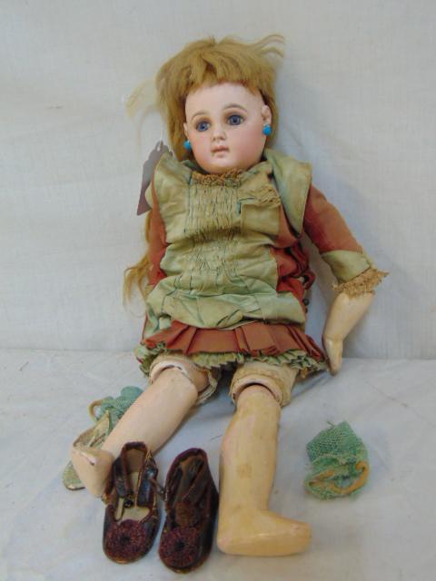Jumeau porcelain doll, closed mouth, pierced ears, blue: Jumeau porcelain doll, closed mouth, pierced ears, blue eyes, vintage clothing, composite legs & arms, one finger repaired, in good condition, no cracks, hairlines, doll is 17"