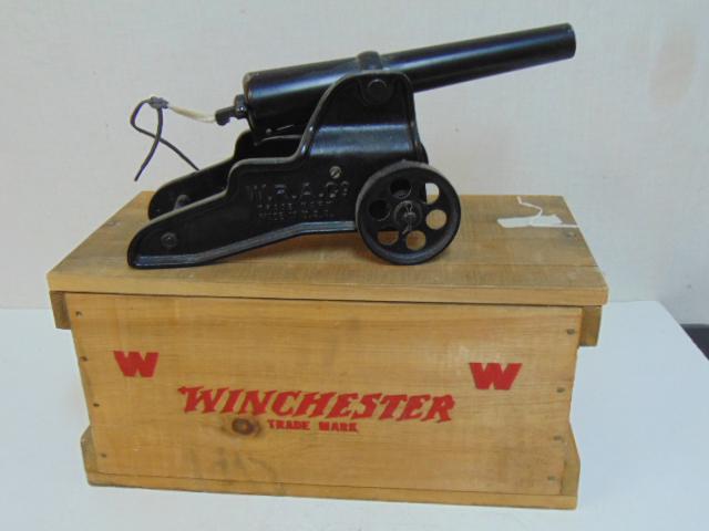 Winchester cannon in original crate, heavy iron: Winchester cannon in original crate, heavy iron miniature cannon, 10GA, MFG. by the Bellmore-Johnson Tool Co. 16.5"