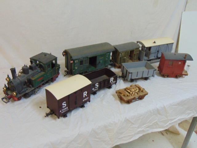 L.G.B. train set, locomotive & 8 wagons, cars, plastic,: L.G.B. train set, locomotive & 8 wagons, cars, plastic, locomotive 2074D, Spreewald