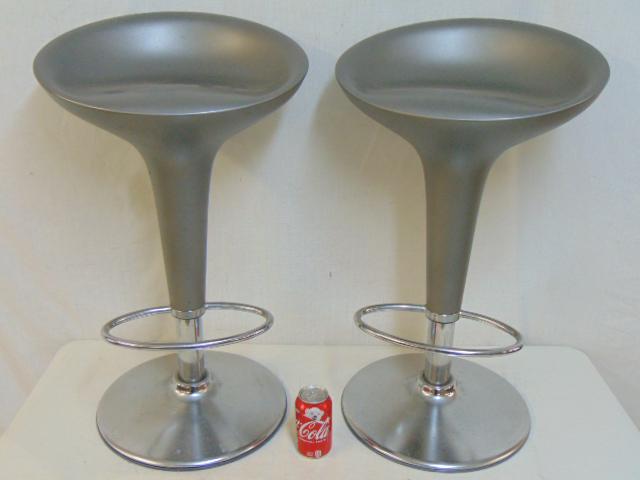 Pair bar stools, Bombo Magis design, Stefano (1 of 6)