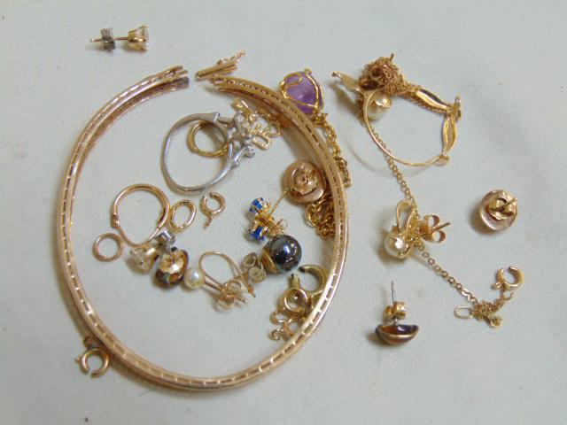 Jewelry, Misc. gold jewelry lot, includes bracelet, (1 of 3)