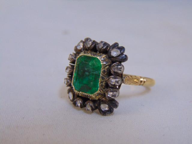 Antique emerald & diamond ring, 0.35 TCW approx., (1 of 6)