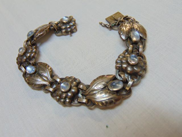 Georg Jensen sterling silver bracelet with moonstones,: Georg Jensen sterling silver bracelet with moonstones, bracelet is 7.5" total, Danish jewelry