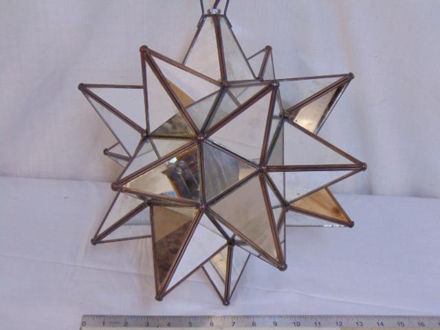 Mirrored star fixture, Moravian pendant fixture, in: Mirrored star fixture, Moravian pendant fixture, in good condition, 13.5" tall.
