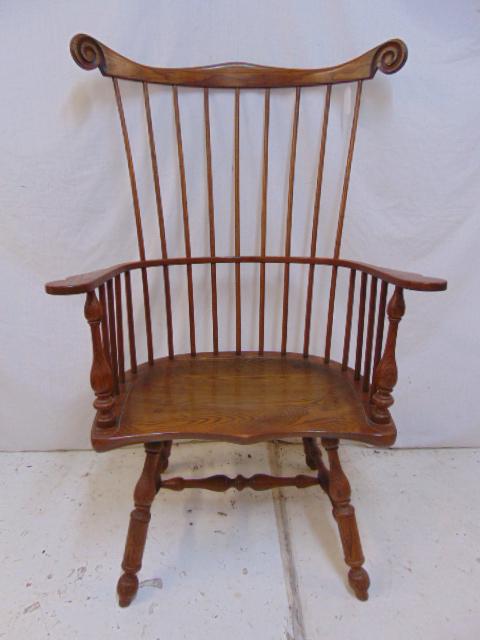 Stickley Fayetteville Syracuse Windsor armchair, chair: Stickley Fayetteville Syracuse Windsor armchair, chair is 28.25" by 18", height is 46"