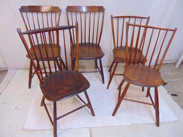 5 Windsor chairs, pair & 3 single chairs, 19th Century,: 5 Windsor chairs, pair & 3 single chairs, 19th Century, one chair has missing cross stretcher