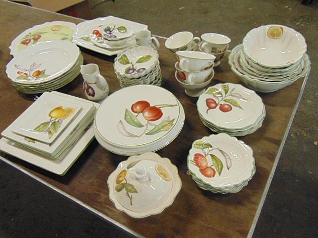 Villeroy & Boch "Cascara" dinnerware, fruit decorated: Villeroy & Boch "Cascara" dinnerware, fruit decorated fine bone china, includes 6 dinner plates, 2 large & 3 medium square plates, 8 small bowls, 4 cups, 3 soup cups, 6 bowls of various sizes, 2 cream