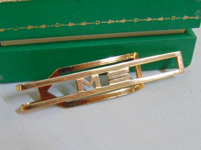 Cartier 18K tie clip, in original box, with initials: Cartier 18K tie clip, in original box, with initials "M.S.", 7.8 grams.