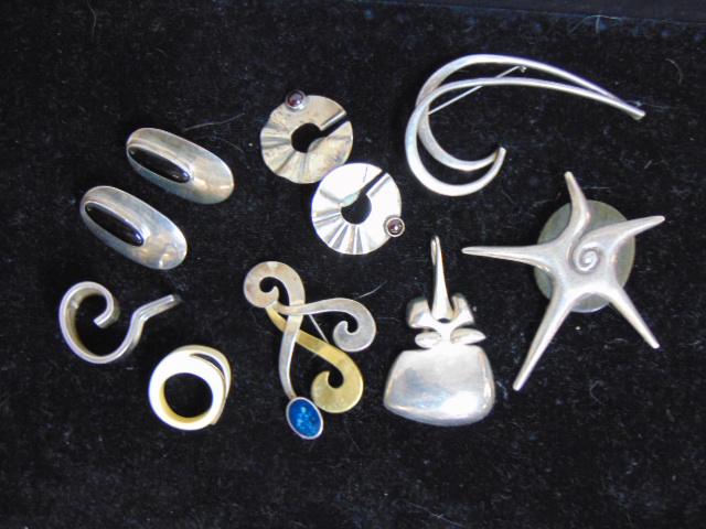 Jewelry. Sterling lot to include William Spratling: Jewelry. Sterling lot to include William Spratling Starfish brooch, (2) Modern signed pin;, sterling & bone ring size almost 8, (2) pair earrings;