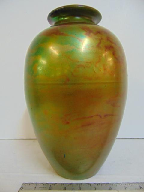 Zsolnay Hungarian art pottery vase, in red to green: Zsolnay Hungarian art pottery vase, in red to green luster, vase is 12.25" tall, in good condition, no cracks, chips.