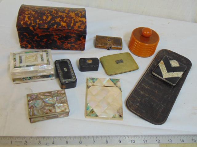Lot boxes & compacts, mother pearl,, eggshell lacquer,: Lot boxes & compacts, mother pearl,, eggshell lacquer, paper mache, shagreen and more.