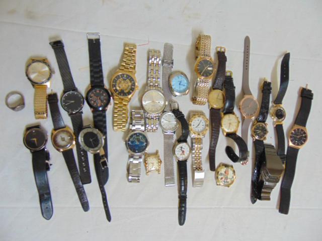 23 pocket watches, various makes, Seiko, Skagen, Mickey: 23 pocket watches, various makes, Seiko, Skagen, Mickey Mouse, Tourist, Croton, Guess & more, some work, sold is as is condition,