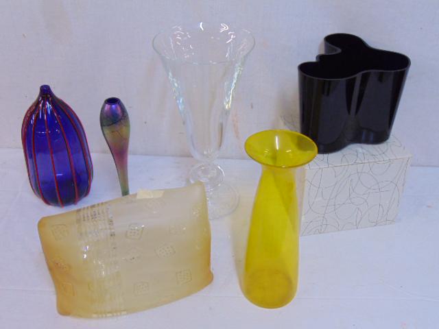 art glass lot, vases, Aalto, Carole Stupell, includes: art glass lot, vases, Aalto, Carole Stupell, includes Alvar Aalto vase (in original box), large vase by Carole Stupell, 150.200, 1977, art glass "pillow" sculpture, signed illegibly, purple art glass 