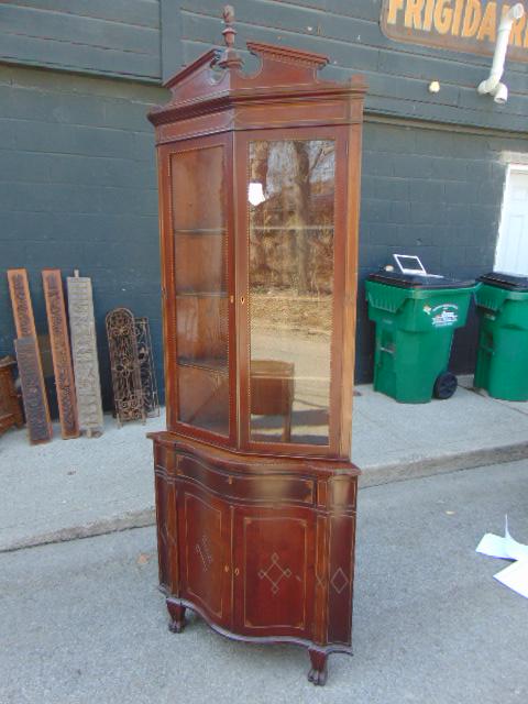 Inlaid mahogany corner cabinet, 2 piece construction, (1 of 8)