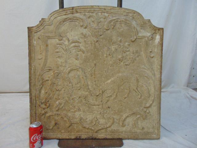 Early cast iron fireback, decorated with fox & egret (1 of 6)