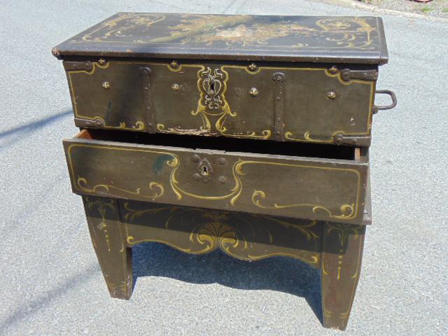Paint decorated campaign chest, strong box, on frame (1 of 9)