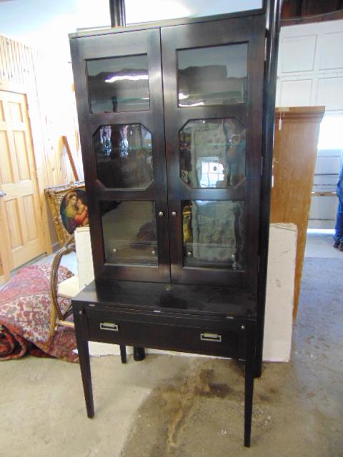 Hickory chair china cabinet clearance