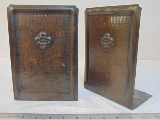 Pair arts & crafts bookends by Roycroft, hammered, (1 of 5)