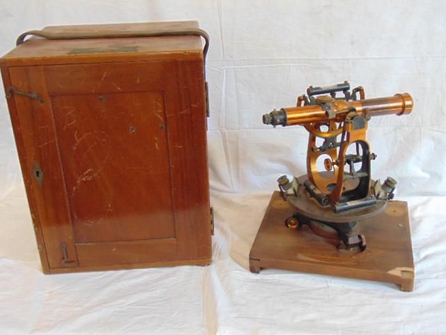 Berger & Sons transit, Berger No 4793, in Buff case, (1 of 8)