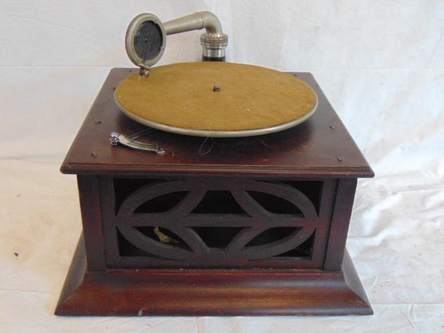 Table top phonograph, mahogany case, no crank, no make (1 of 4)