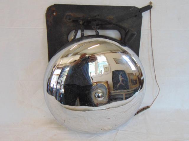 Large boxing match bell, chrome bell on cast iron frame (1 of 4)