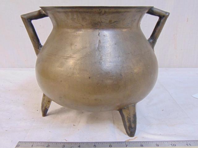 Antique Flemish cauldron, bell bronze, with 2 handles, (1 of 5)