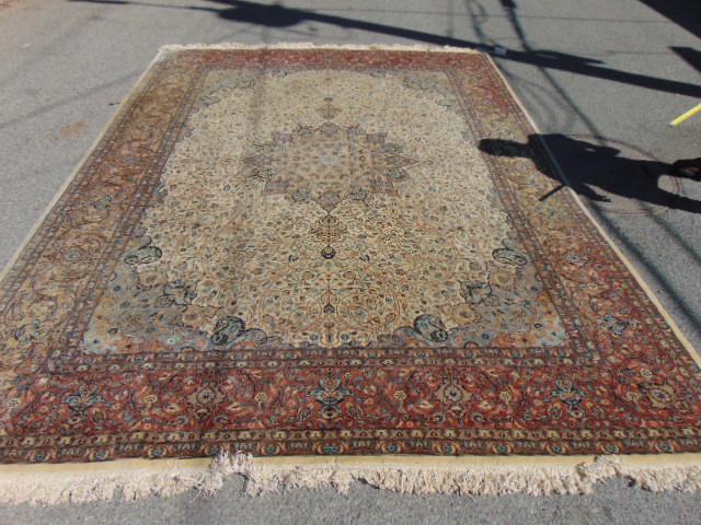 Pakistan Classic Persian Knot carpet, ivory field, (1 of 5)