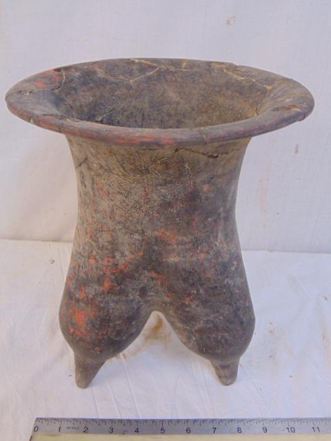 Ancient Chinese polychrome vase, on three legs, (1 of 9)